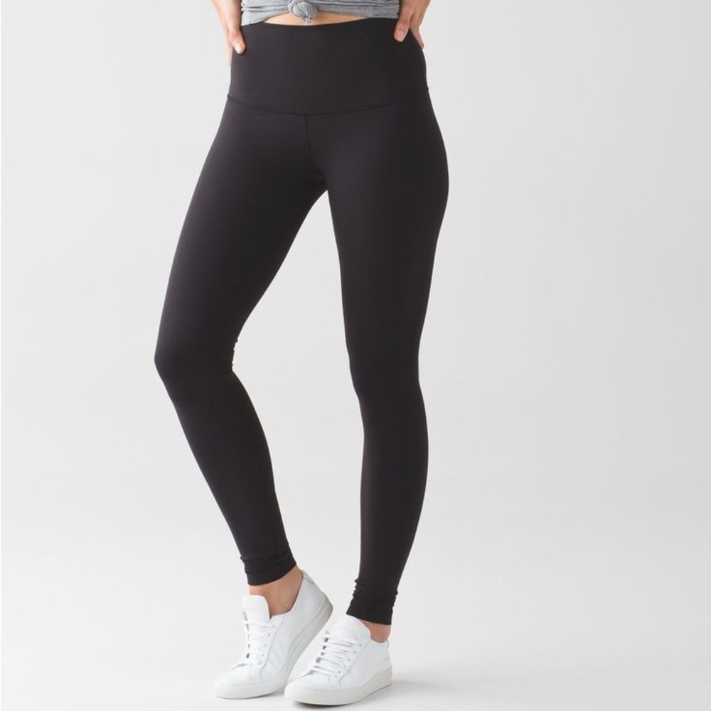 Lululemon Wunder Under Pant in Black size 8 NWOT